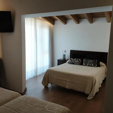 Torre De Quintana 3* سوانثيس