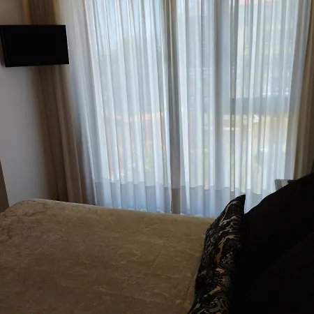 Torre De Quintana Affittacamere 3*